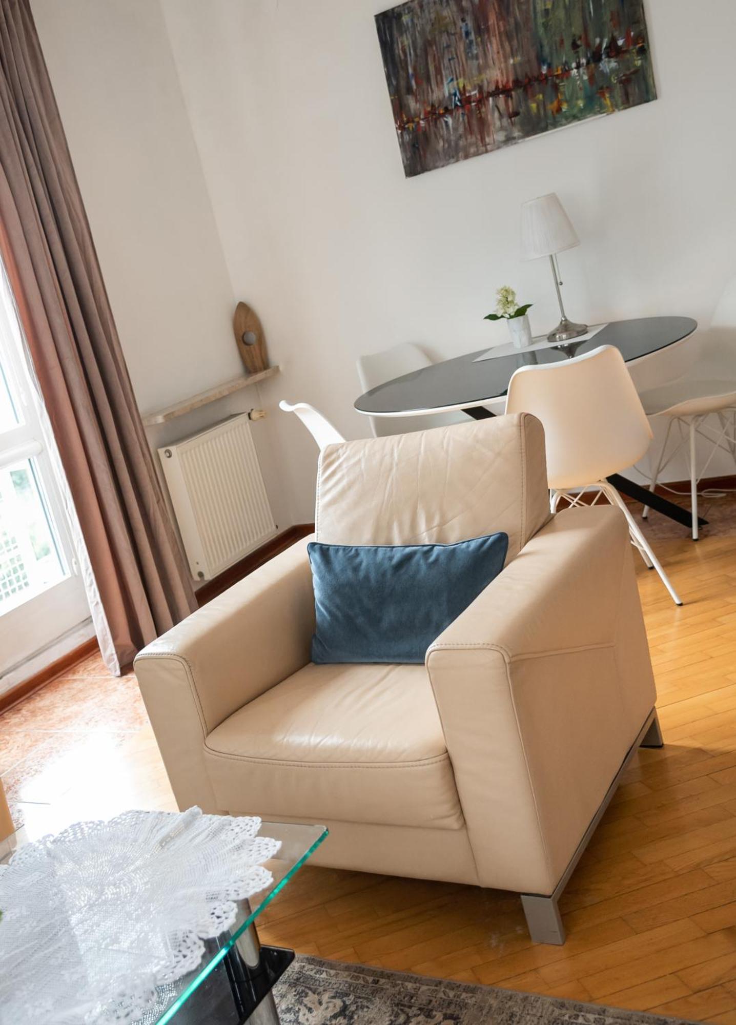 Wola Norblin Spacious Апартаменти *