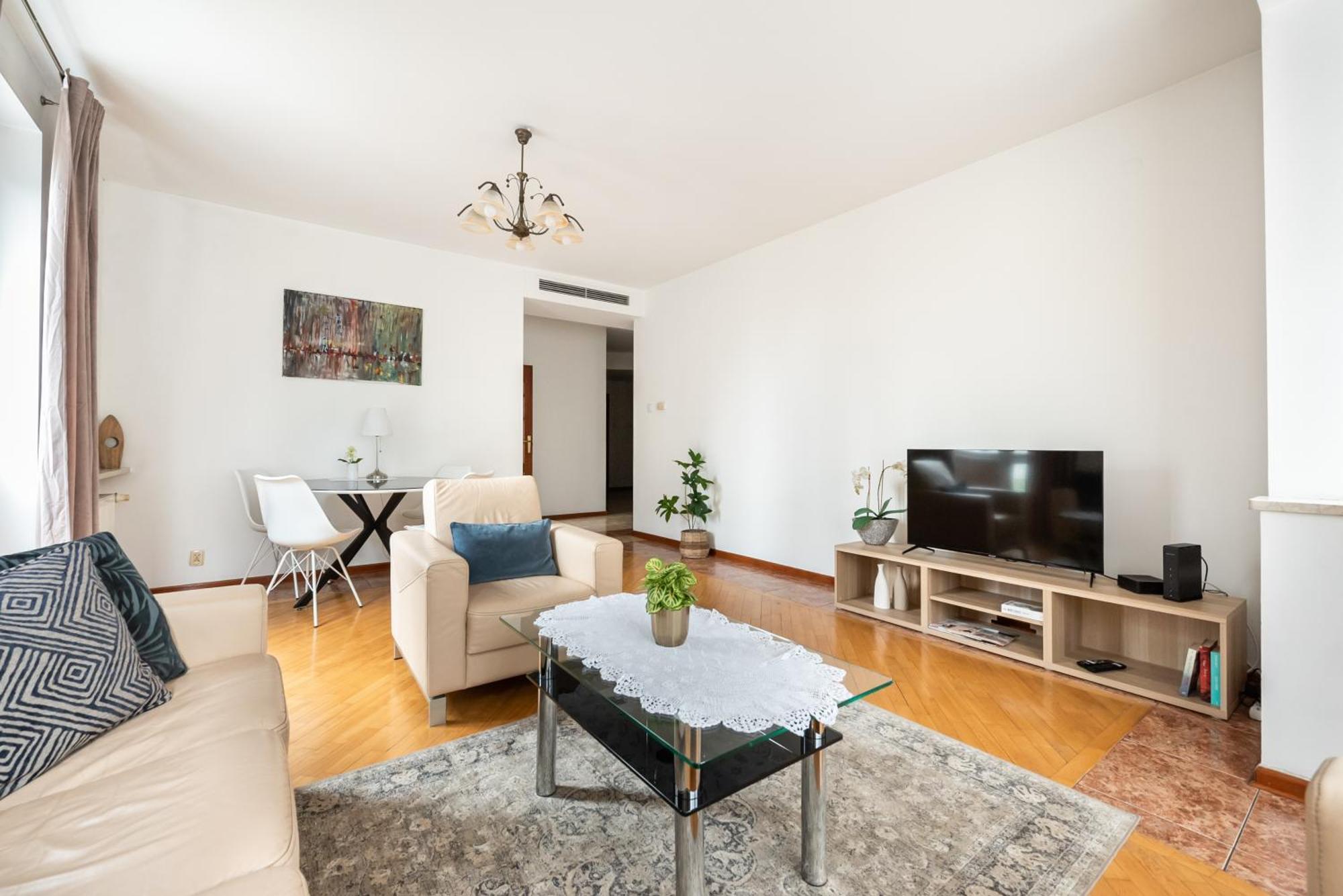 Wola Norblin Spacious Варшава