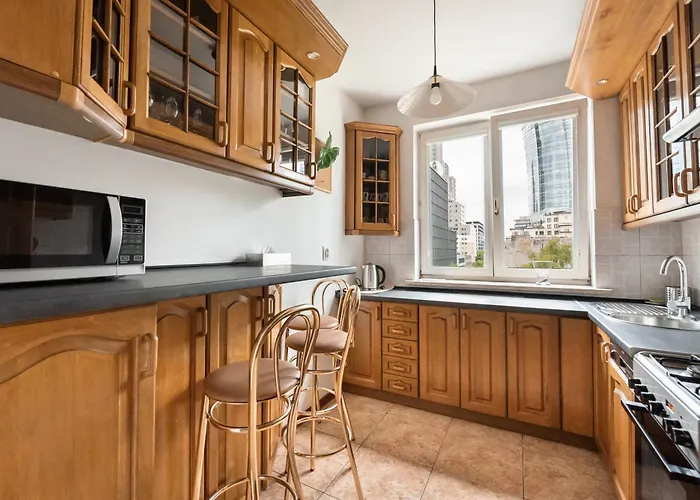 Wola Norblin Spacious Apartment